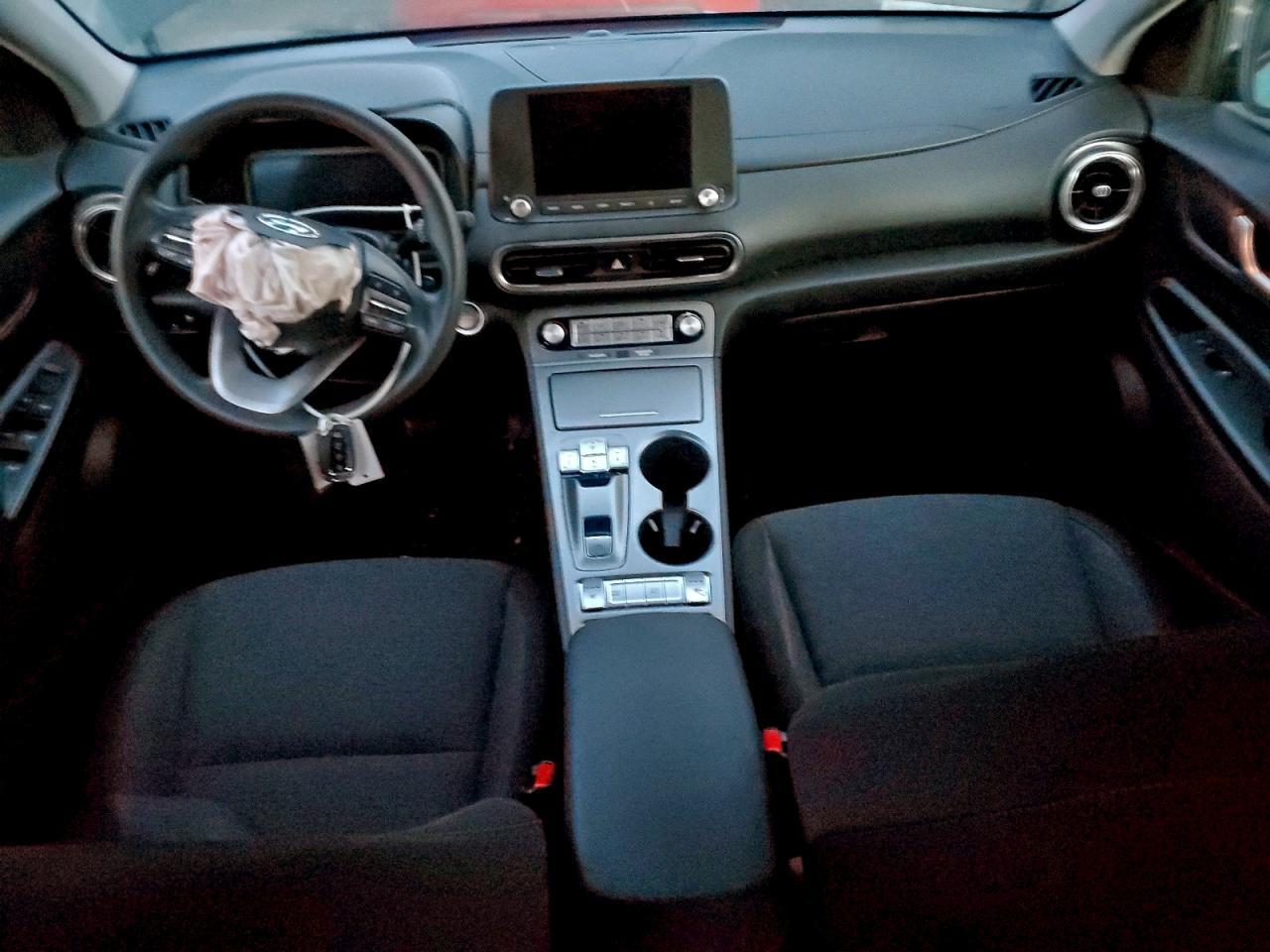 2023 Hyundai Kona Essential