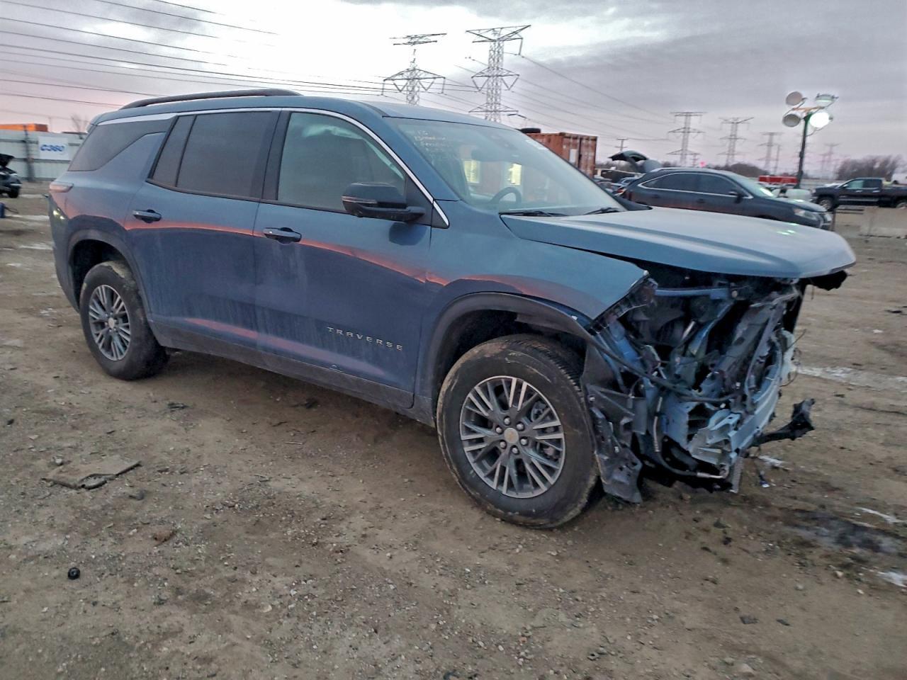 2025 Chevrolet Traverse lt