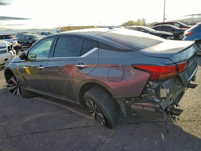 2020 Nissan Altima sv