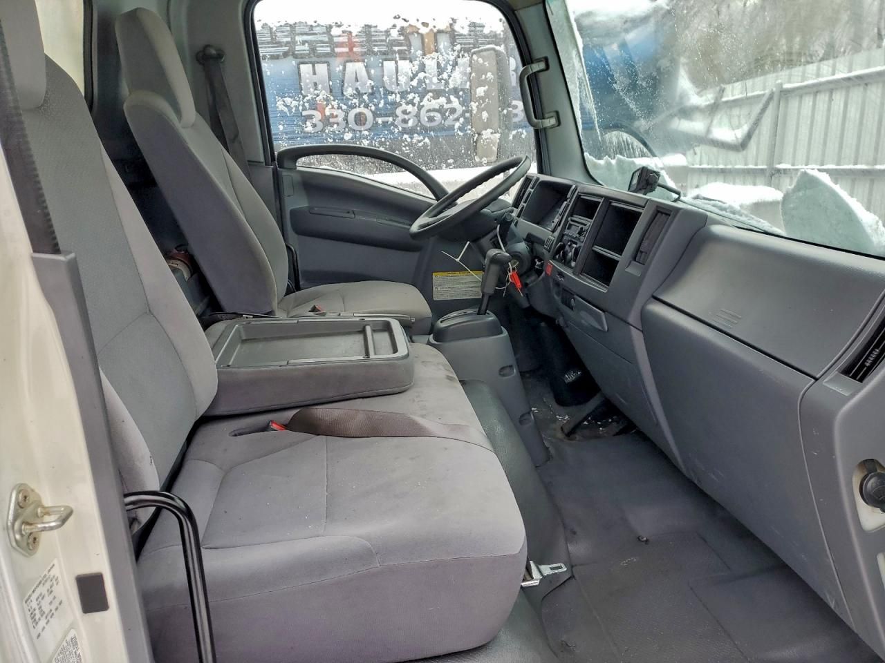 2019 Isuzu NRR Refrigerated BOX Truck