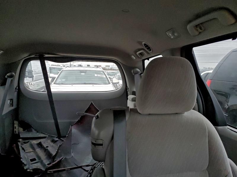 2016 Toyota Sienna le