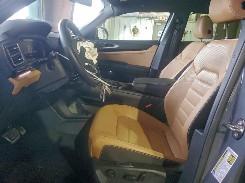 2024 Volkswagen Atlas Cross Sport sel R-line