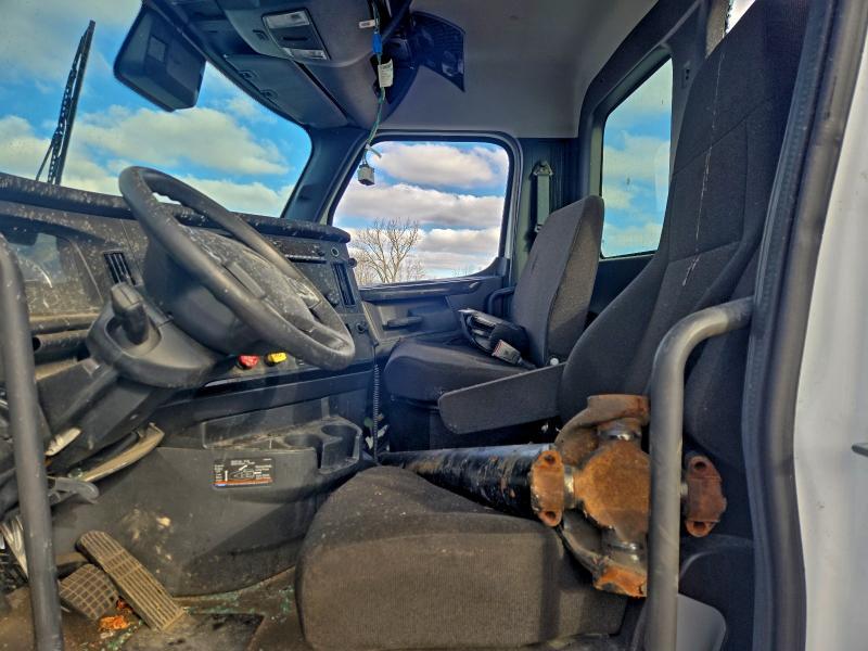 2024 Freightliner Cascadia 126 Semi Truck