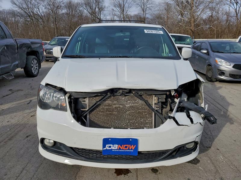 2016 Dodge Grand Caravan R/T