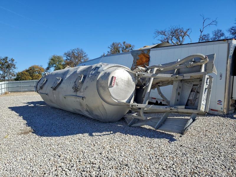 2015 Heil Pneumatic DRY Bulk Trailer