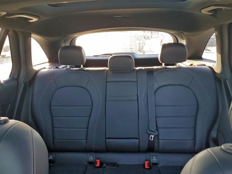 2017 Mercedes-Benz Glc 300