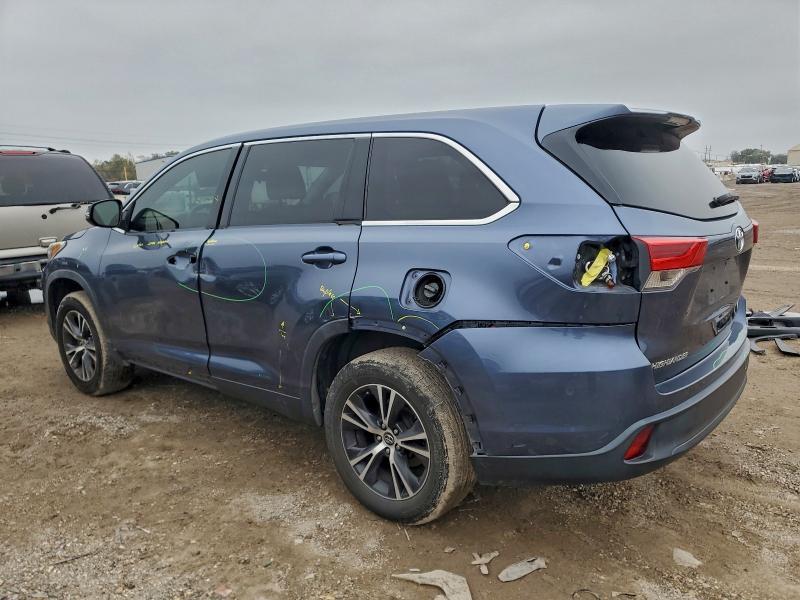 2019 Toyota Highlander le