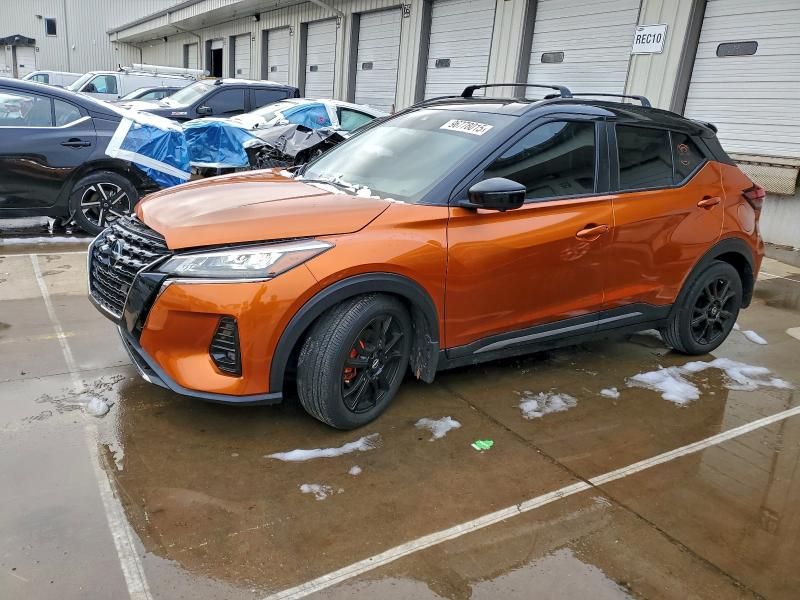 2021 Nissan Kicks sr
