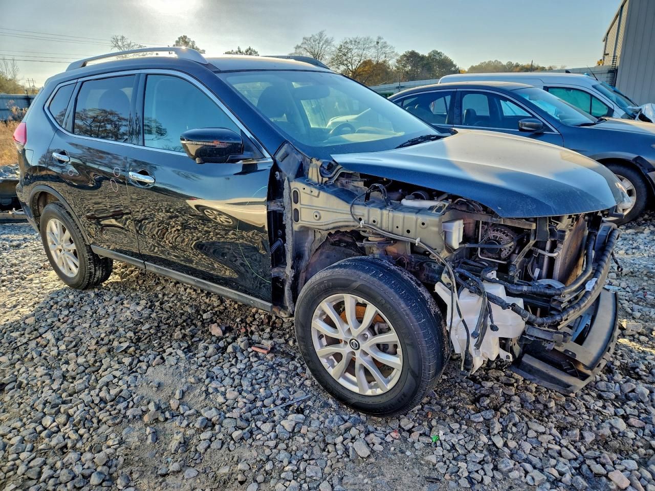 2017 Nissan Rogue sv