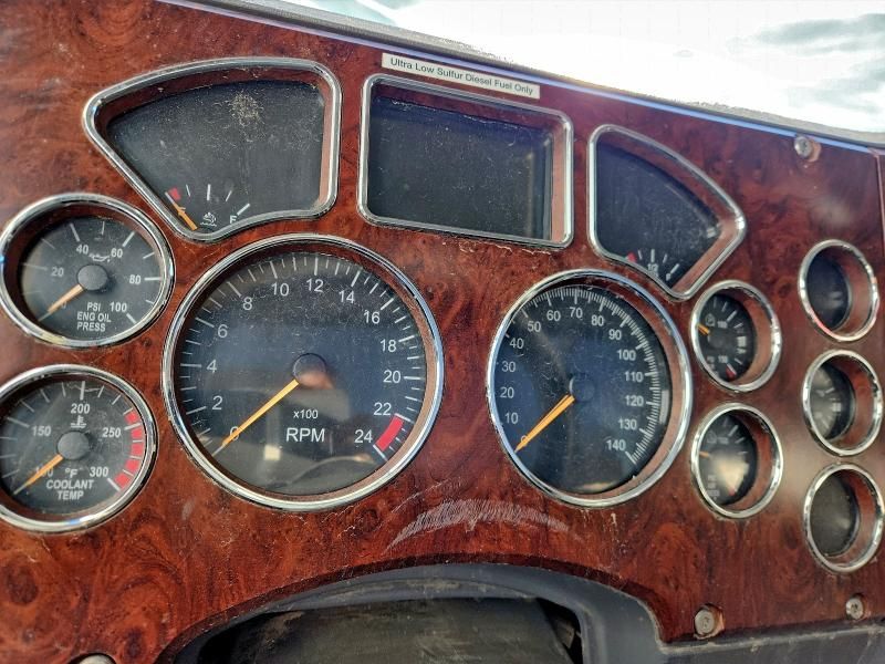 2018 Mack Cxu613 Semi Truck