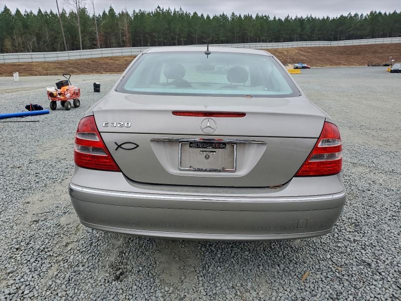 2003 Mercedes-Benz E 320