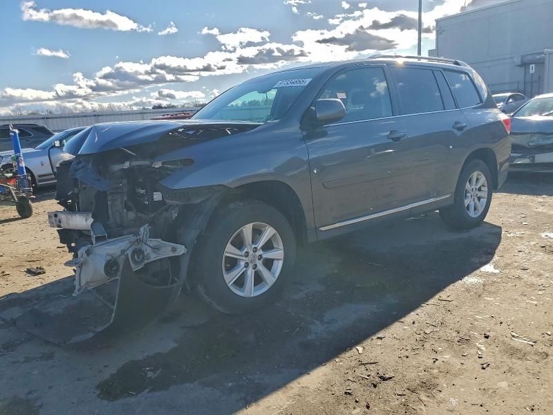 2011 Toyota Highlander Base