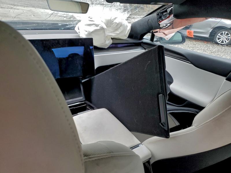 2022 Tesla Model s