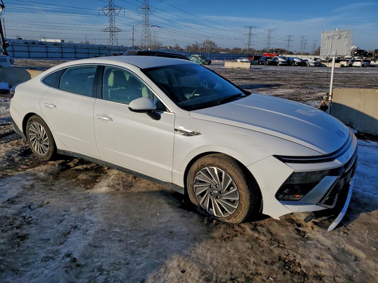 2025 Hyundai Sonata Hybrid