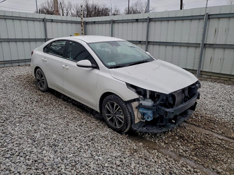 2024 KIA Forte lx
