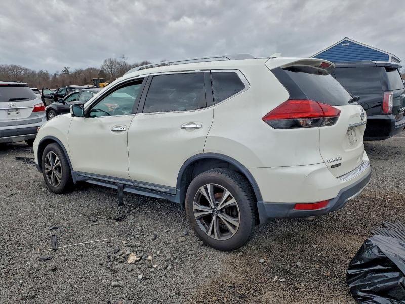 2017 Nissan Rogue sv
