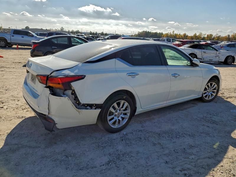 2019 Nissan Altima s