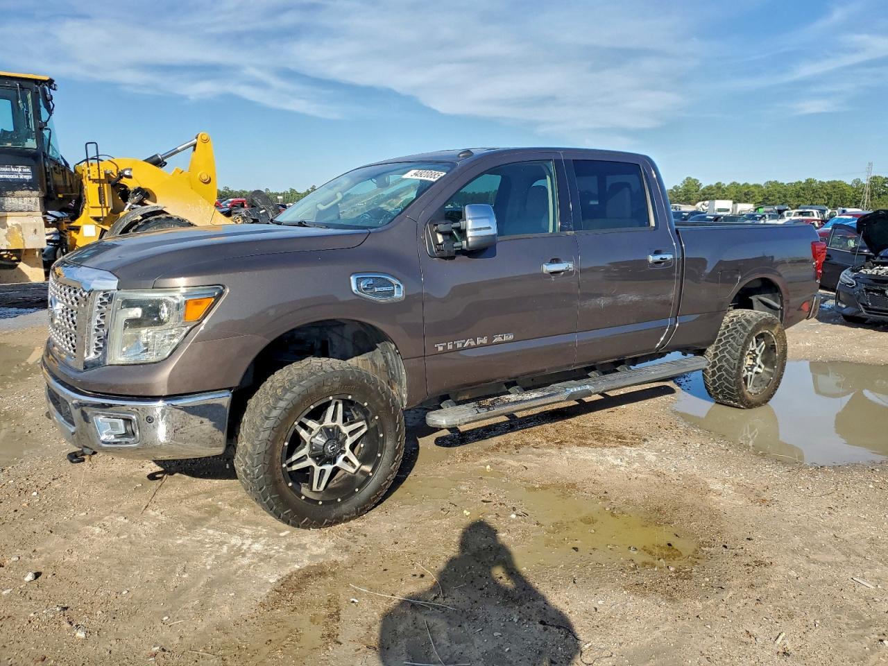 2016 Nissan Titan XD SL