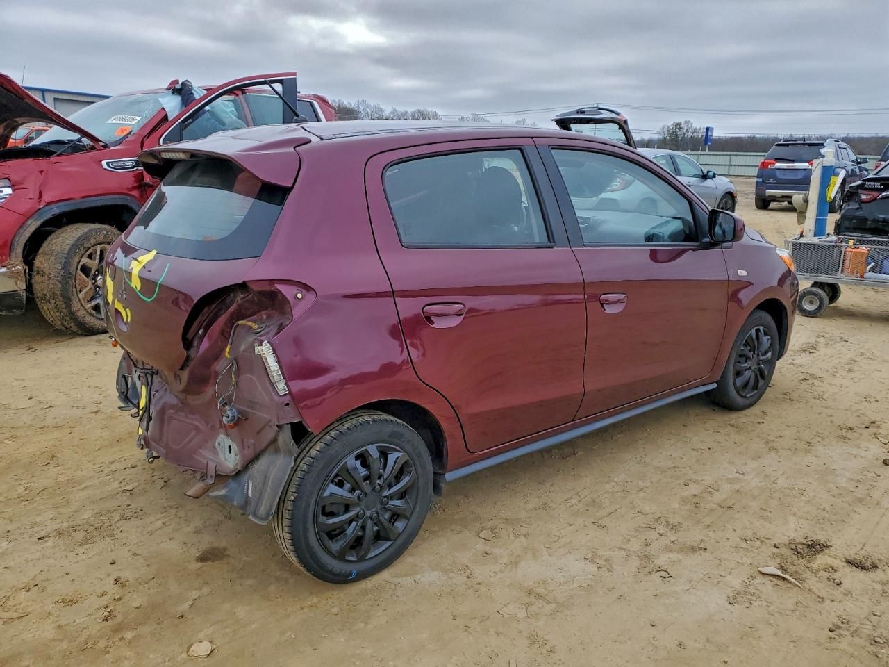 2021 Mitsubishi Mirage es