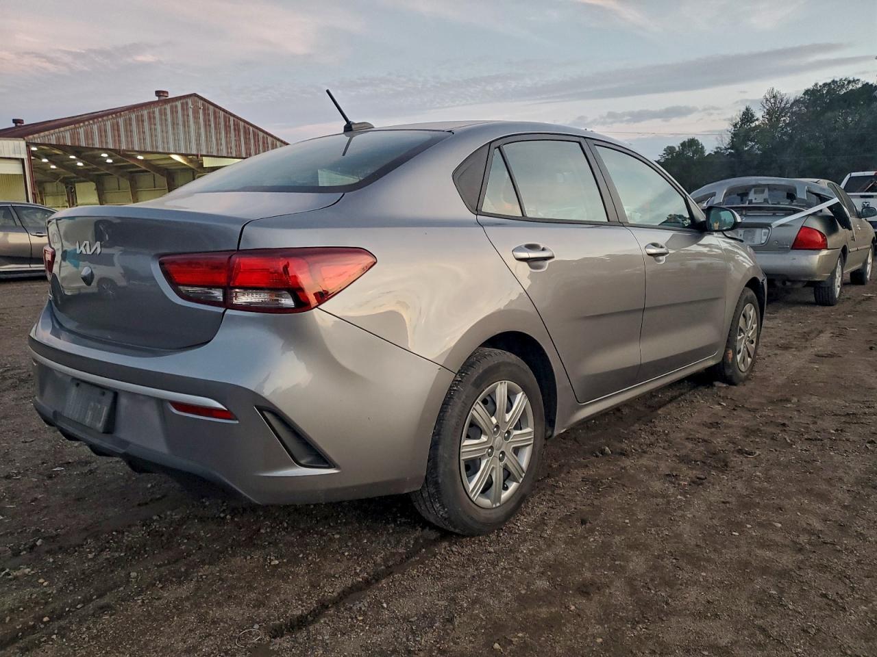 2023 KIA Rio lx