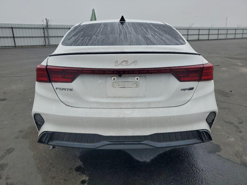 2022 KIA Forte gt Line