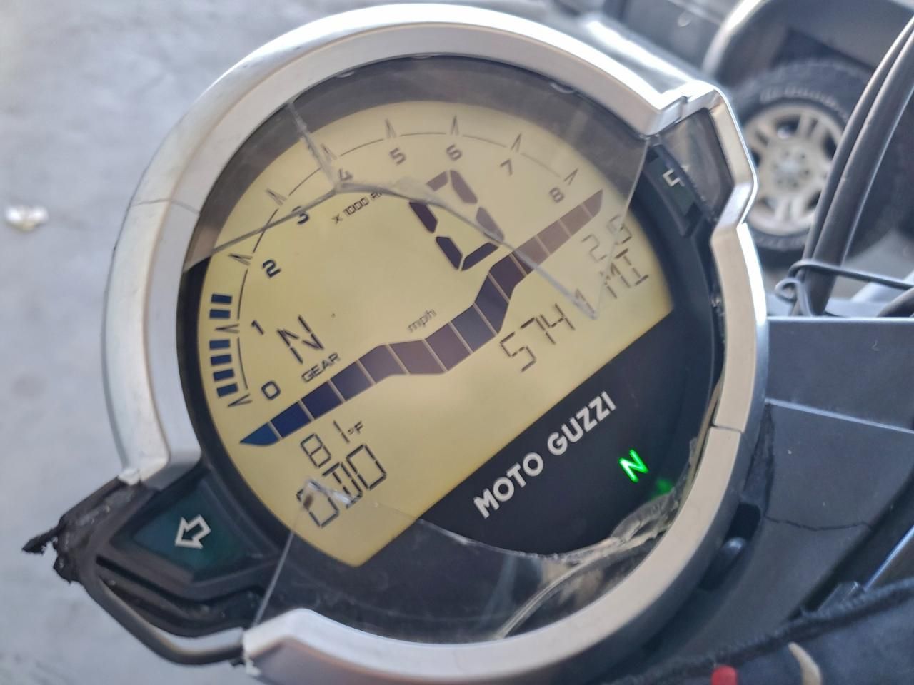 2021 Moto Guzzi V9 Bobber