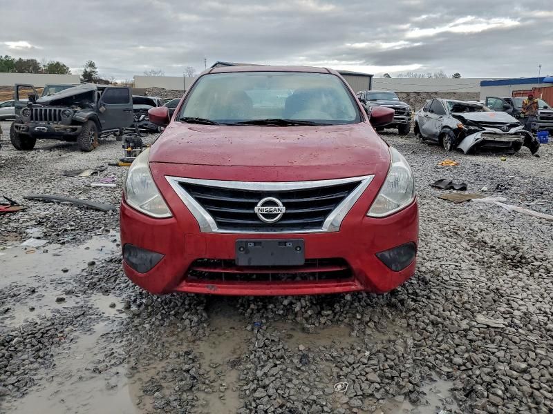 2015 Nissan Versa s