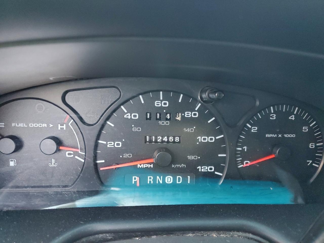 2002 Ford Taurus se