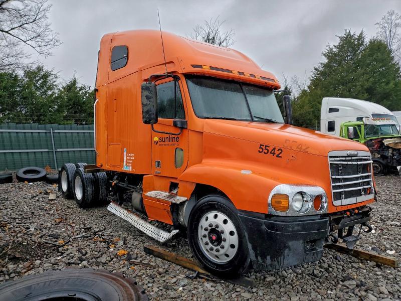2002 Freightliner CST120 Semi Truck