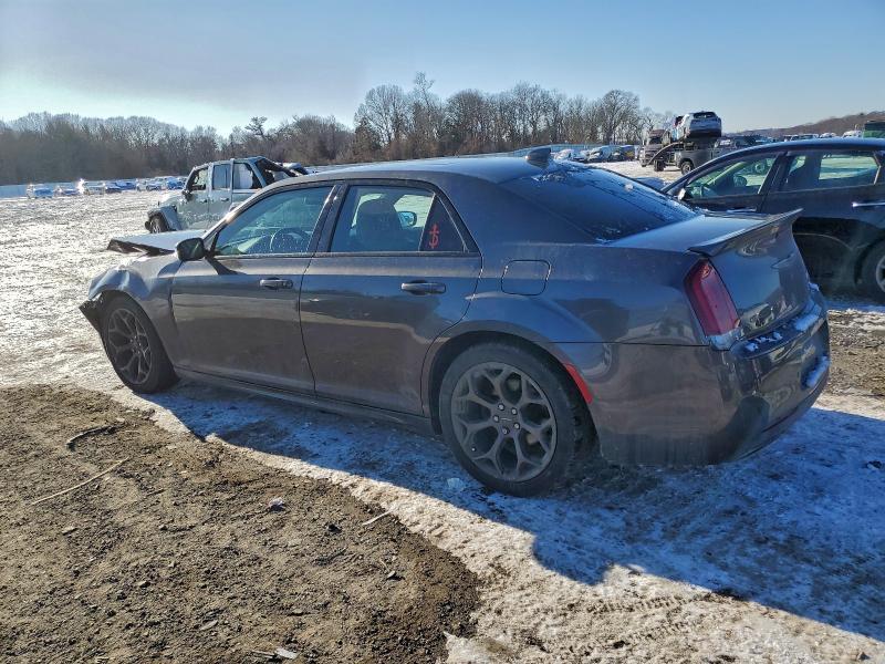 2017 Chrysler 300 s