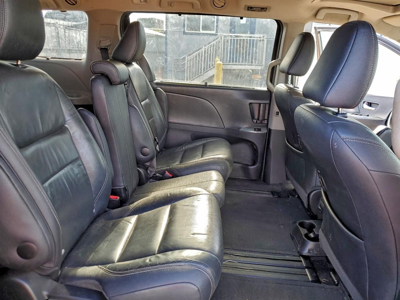 2017 Toyota Sienna se