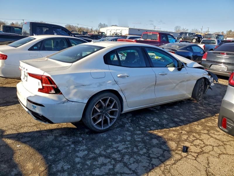 2021 Volvo S60 T8 Polestar Engineered