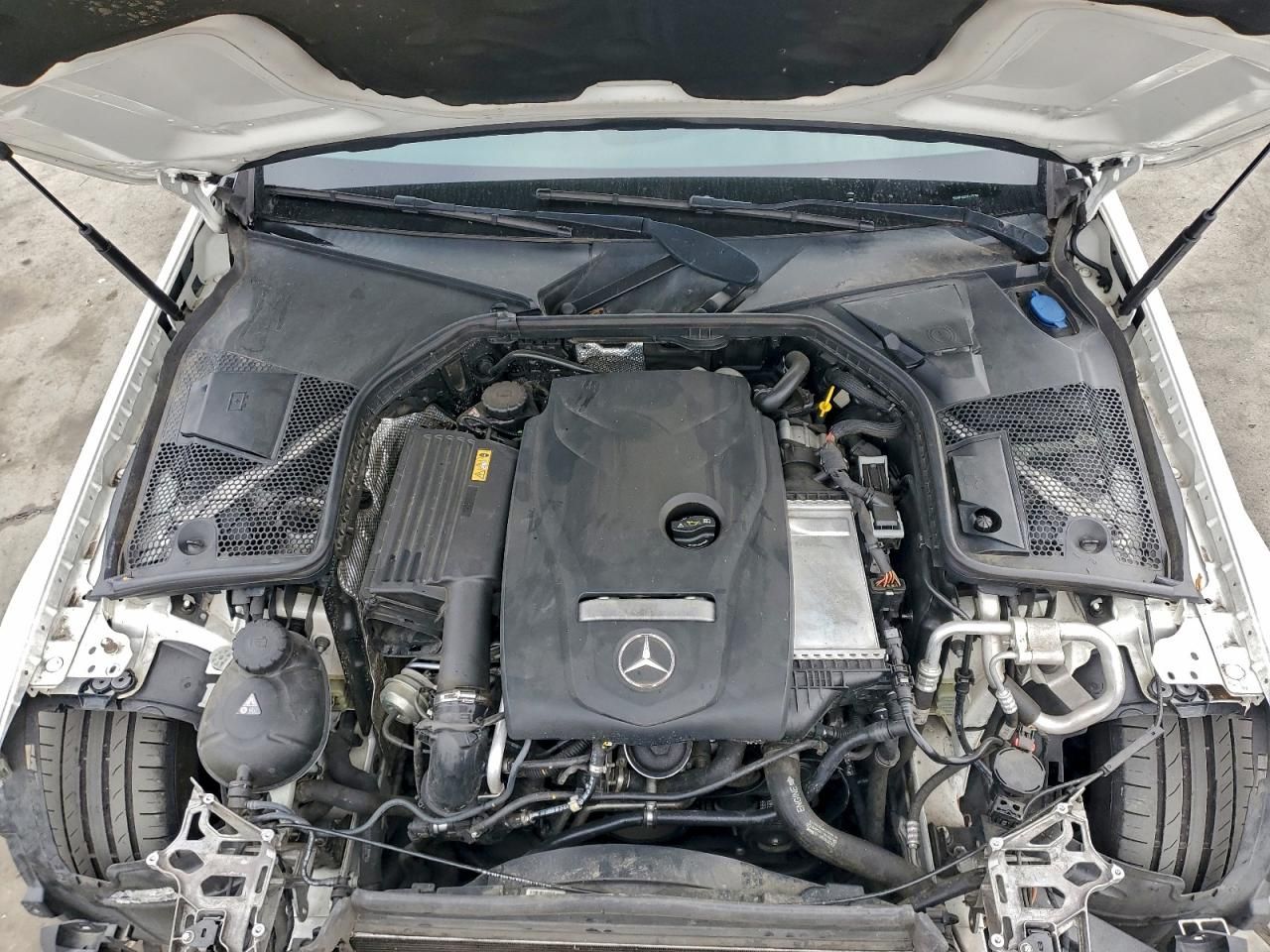 2016 Mercedes-Benz C300