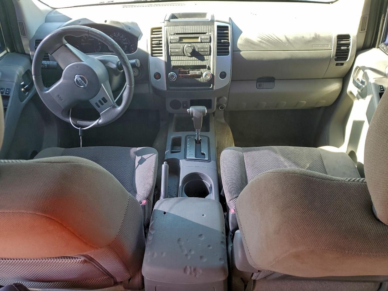 2011 Nissan Frontier s