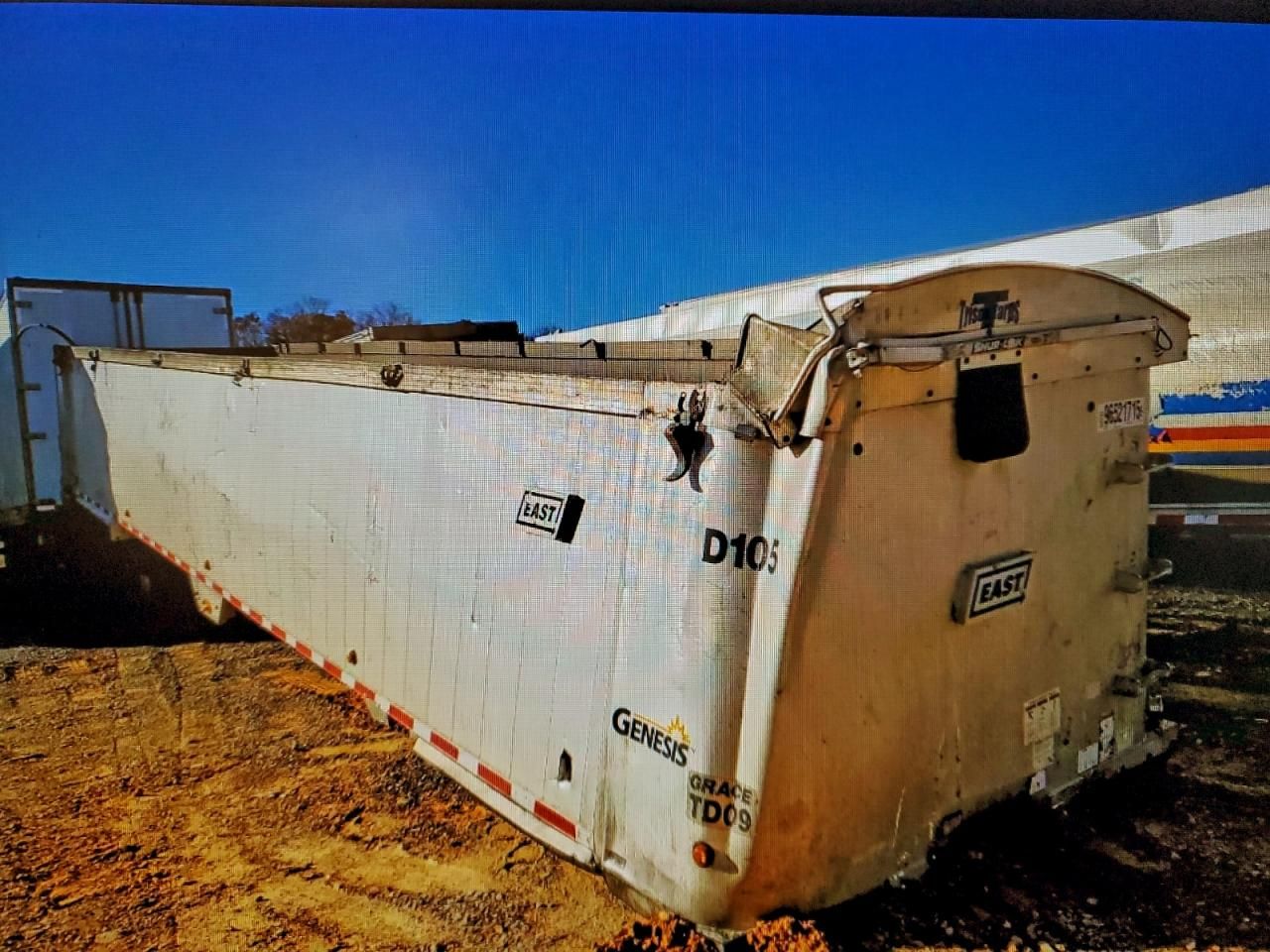 2015 East Manufacturing END Dump Trailer