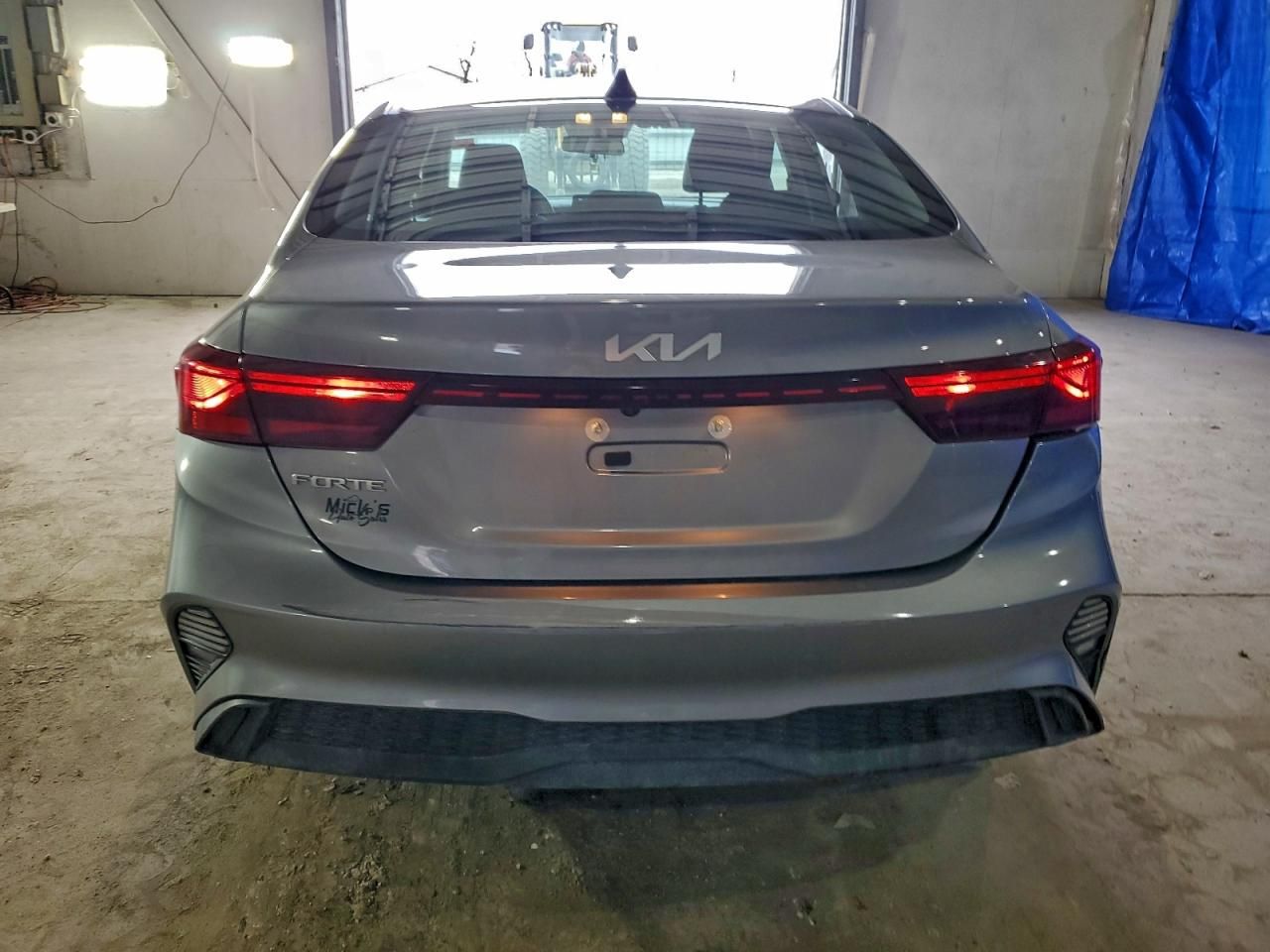 2023 KIA Forte lx