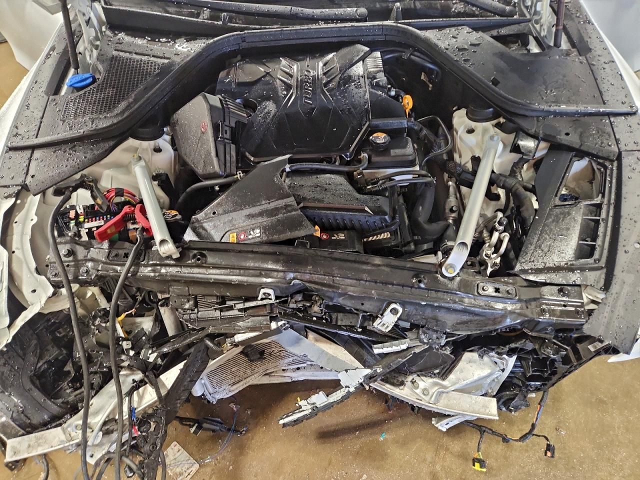 2023 Genesis G80 Base