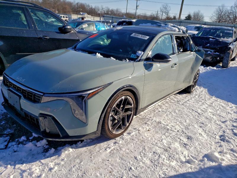 2025 KIA K4 gt Line