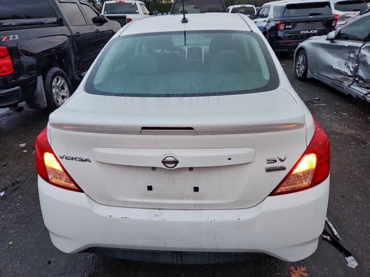 2017 Nissan Versa s