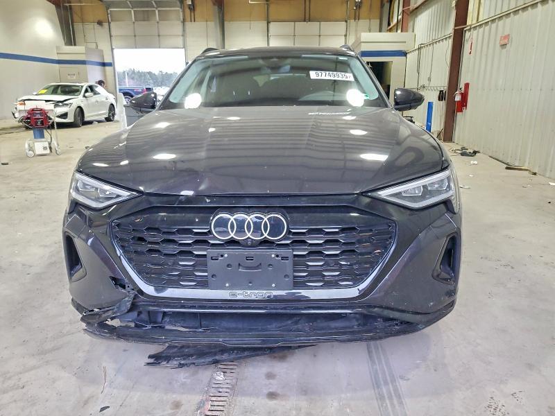 2024 Audi Q8 E-tron Premium Plus