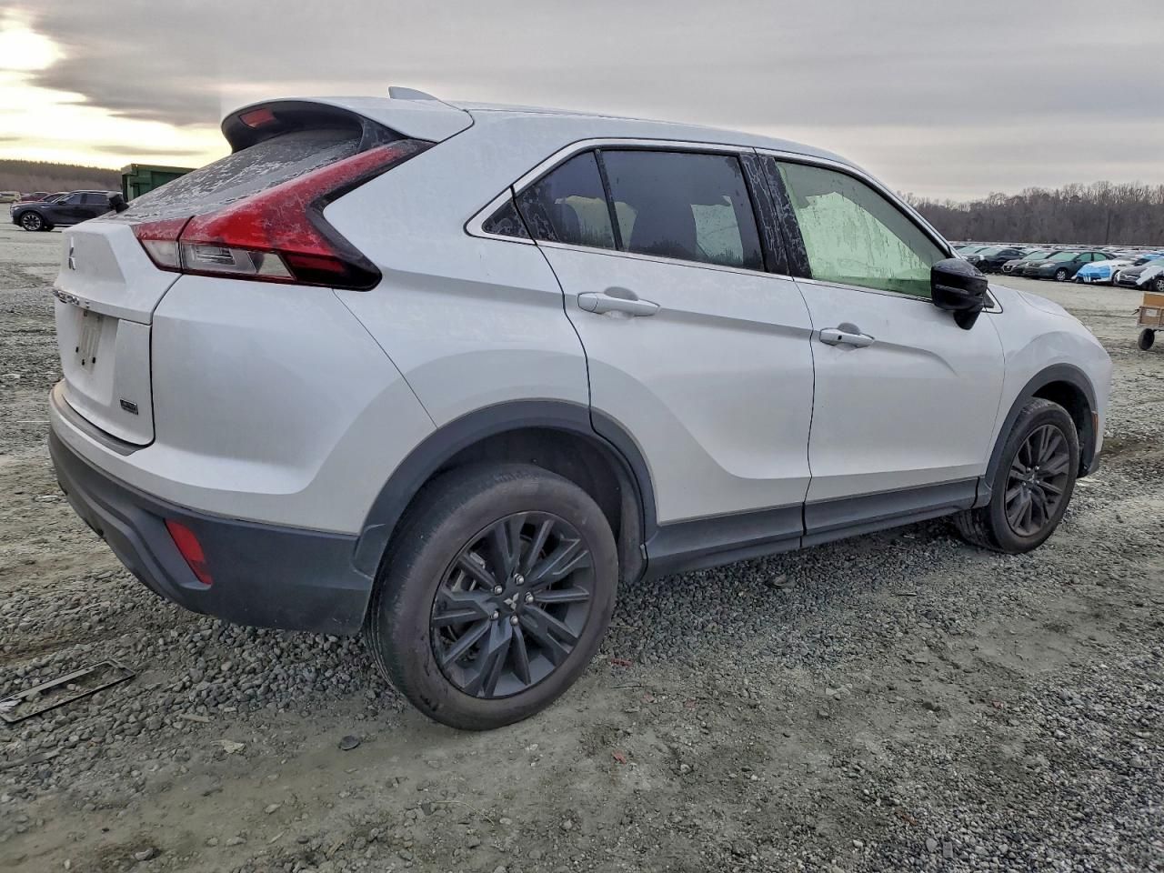 2024 Mitsubishi Eclipse Cross le