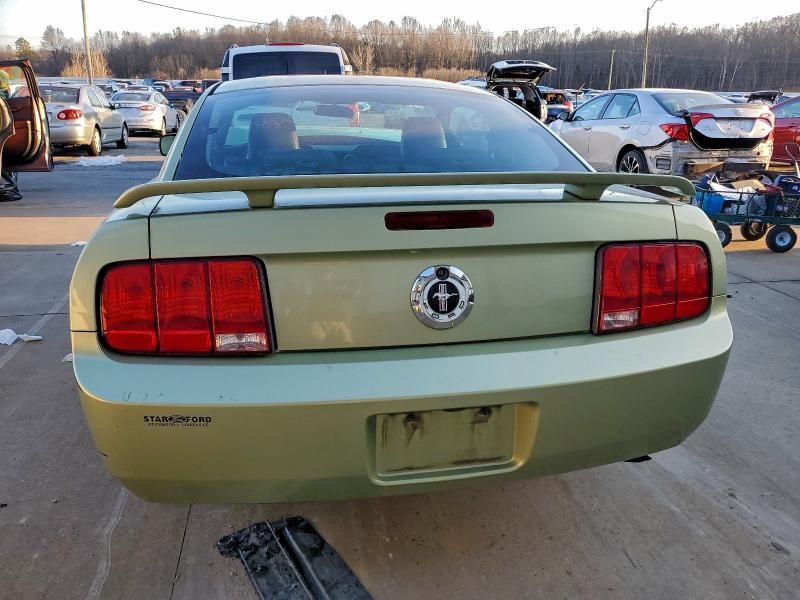 2005 Ford Mustang