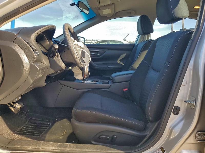 2017 Niss Altima 2.5 s