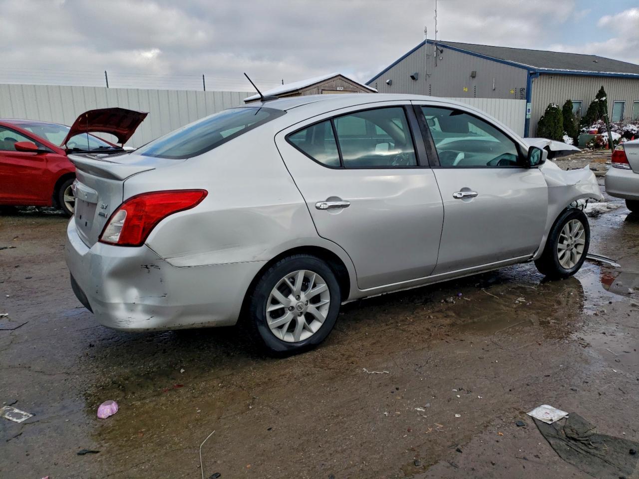 2019 Nissan Versa s