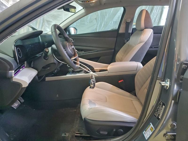 2025 Hyundai Elantra Limited