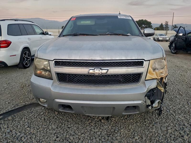 2010 Chevrolet Suburban C1500 ls