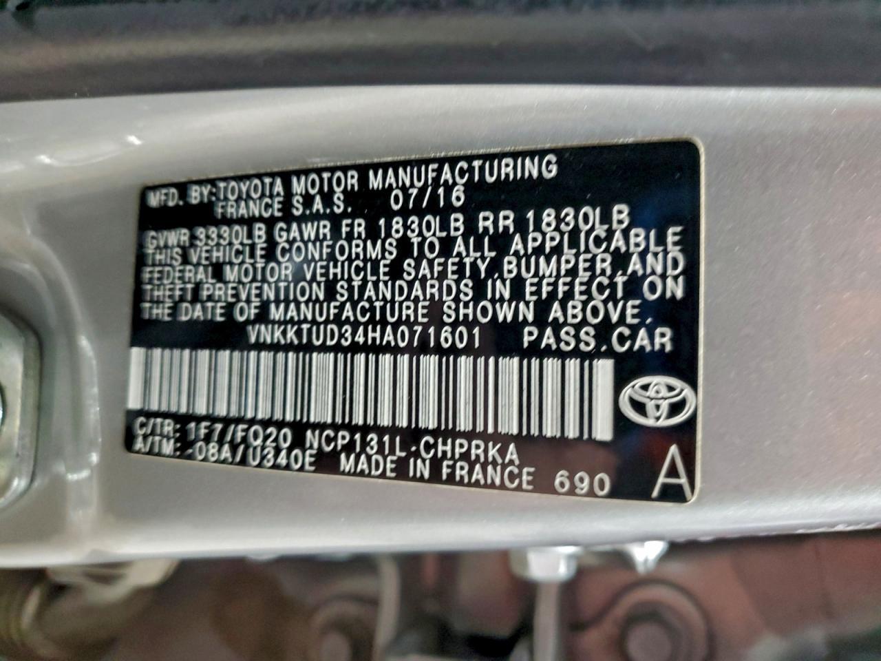 2017 Toyota Yaris l