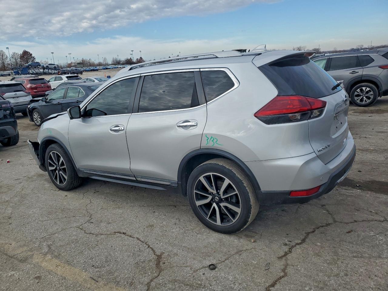 2020 Nissan Rogue s