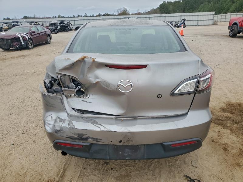 2011 Mazda 3 I