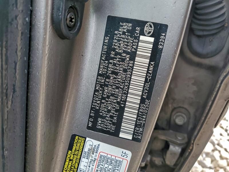 2005 Toyota Camry le